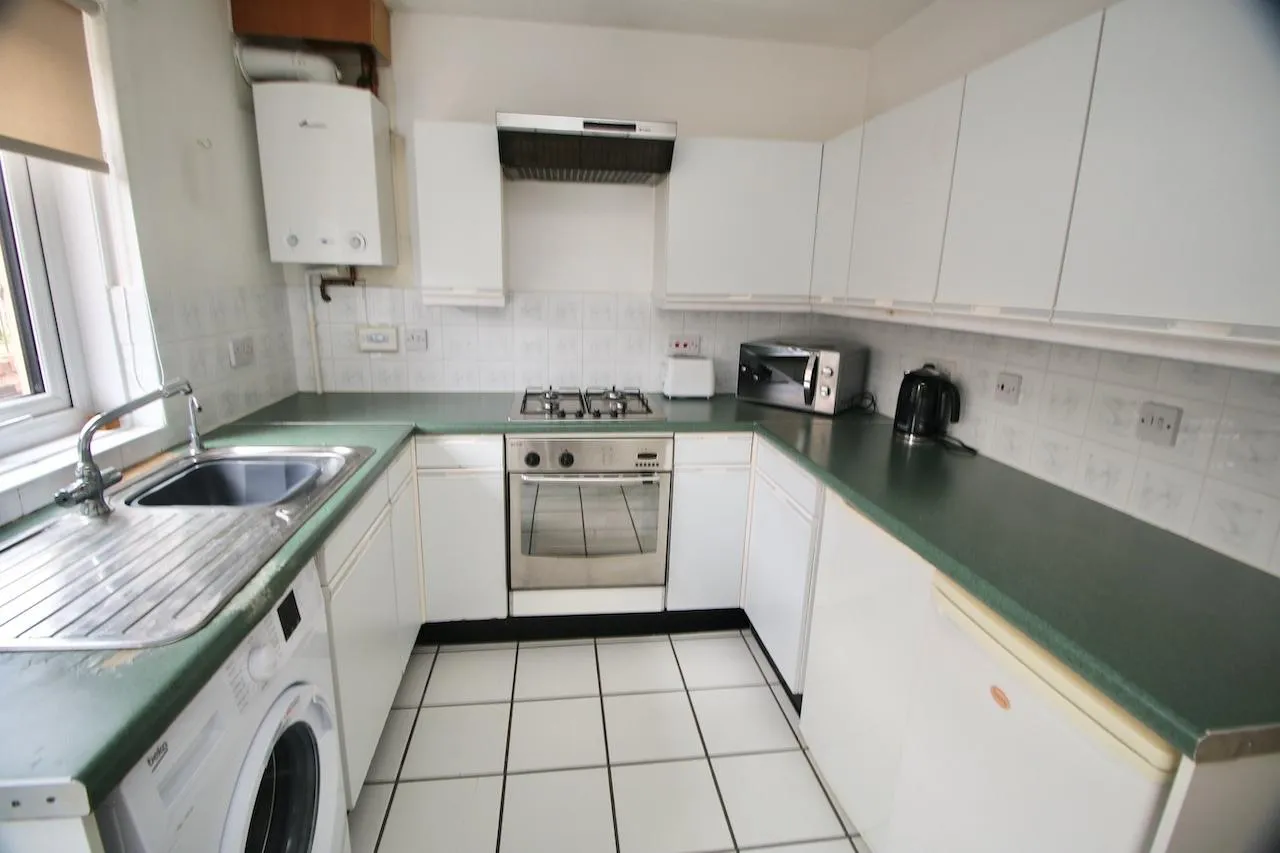 Logan Drive, Balloch, G68 9EY, photo 7
