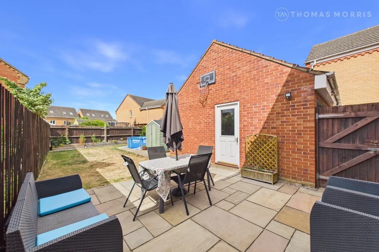Brunel Drive, Biggleswade, SG18, photo 2