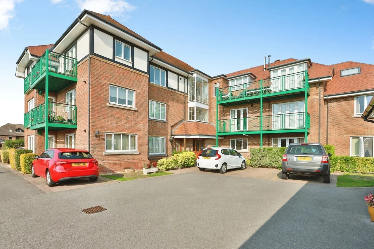 Stuart Road, Highcliffe, BH23, photo 5