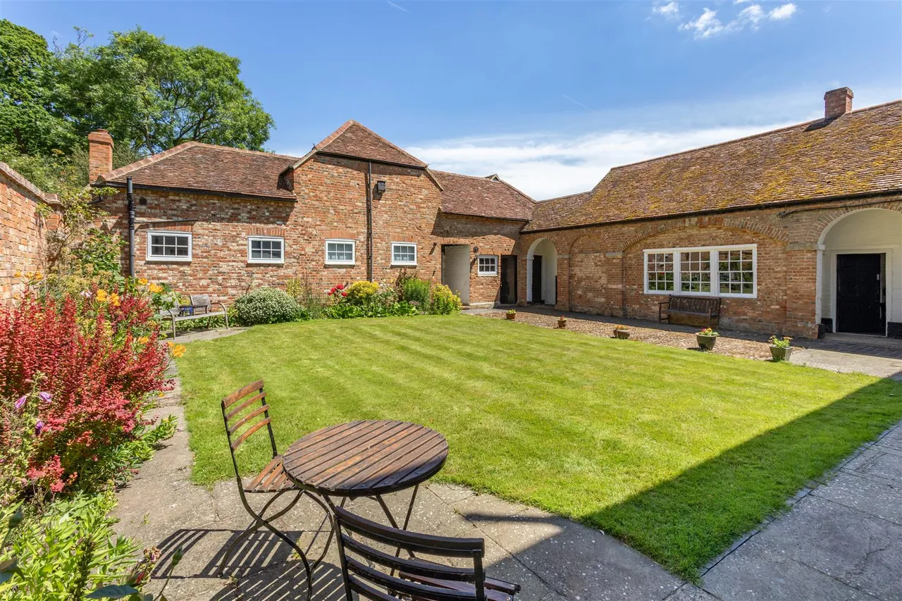 North Crawley, Newport Pagnell, photo 6