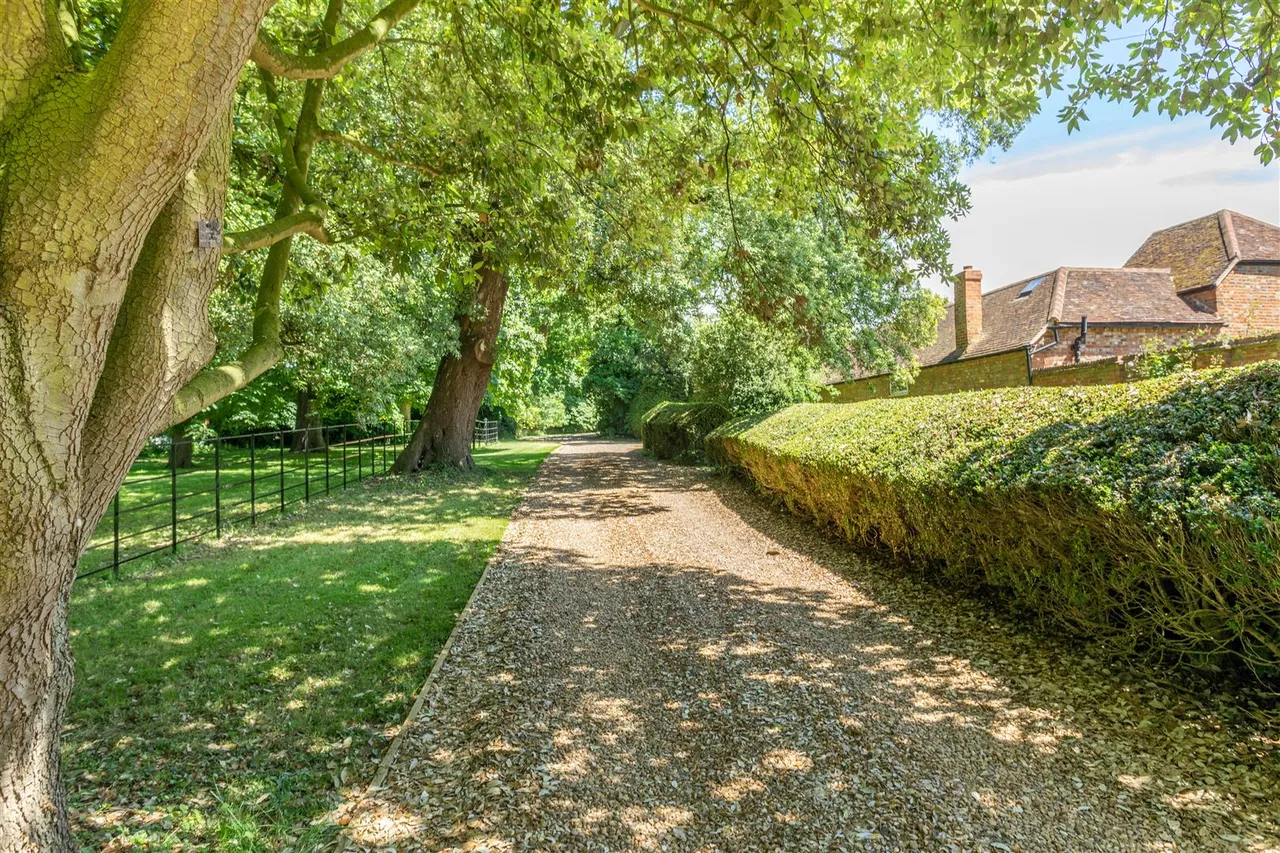 North Crawley, Newport Pagnell, photo 5