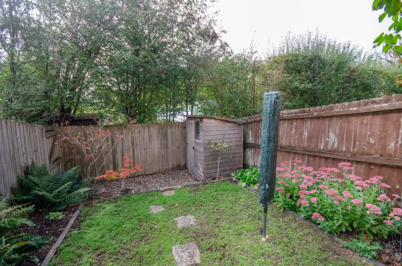 Cave Close, Downend, BS16, photo 27