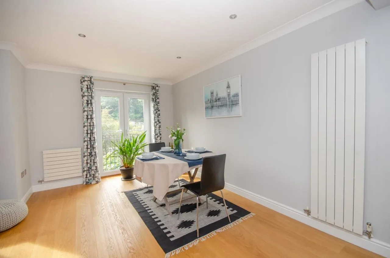 Cave Close, Downend, BS16, photo 9