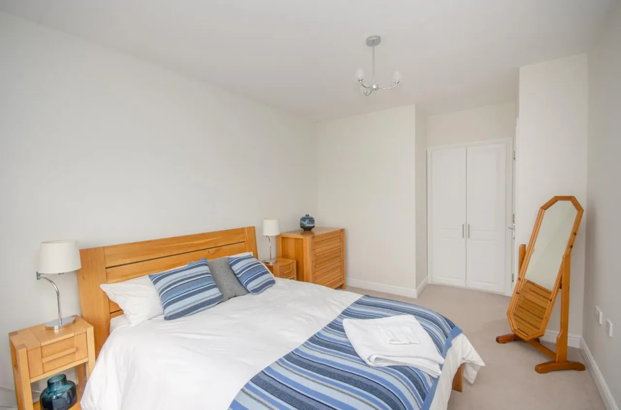 Cave Close, Downend, BS16, photo 22