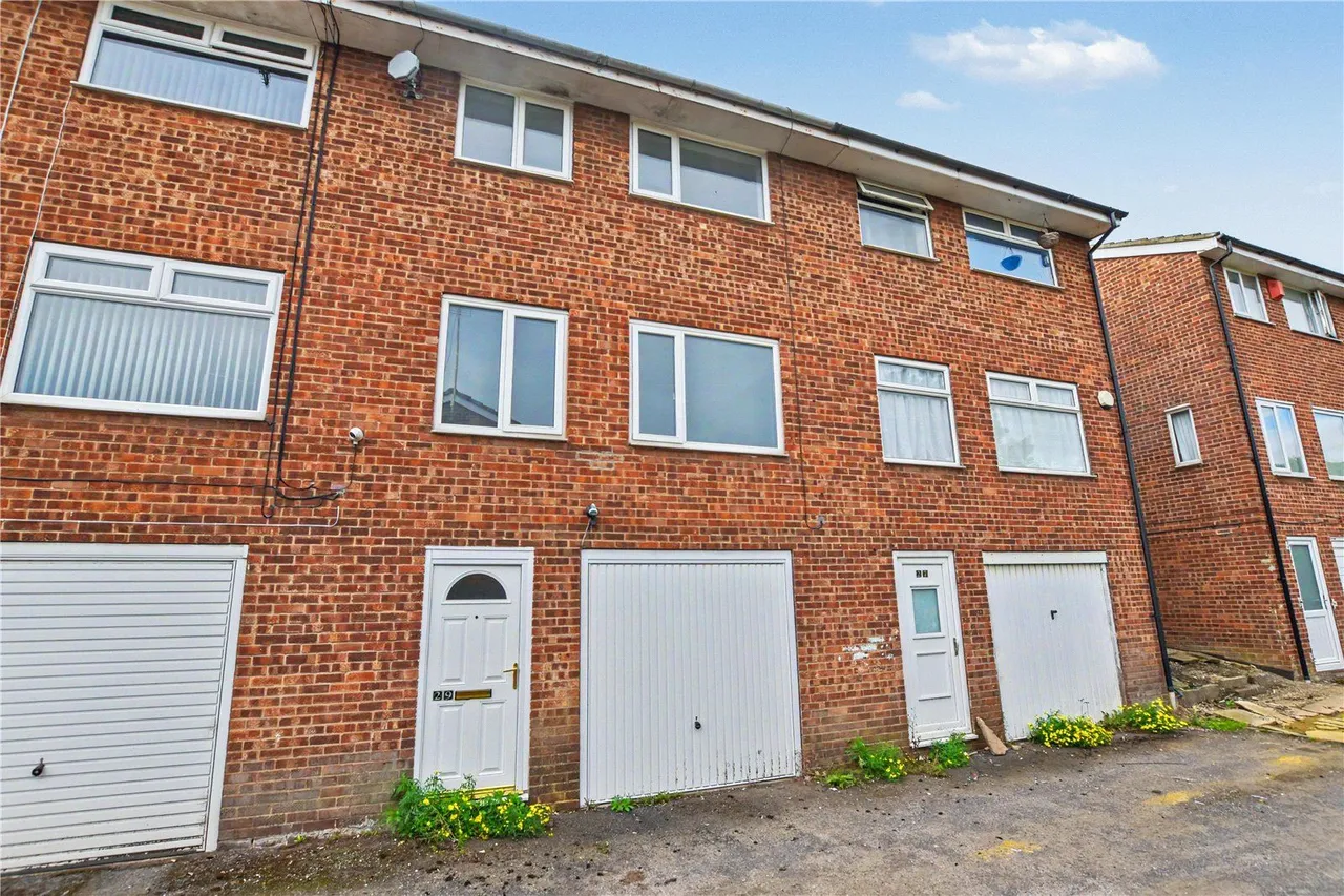 Albert Road, Morley, LS27, photo 10