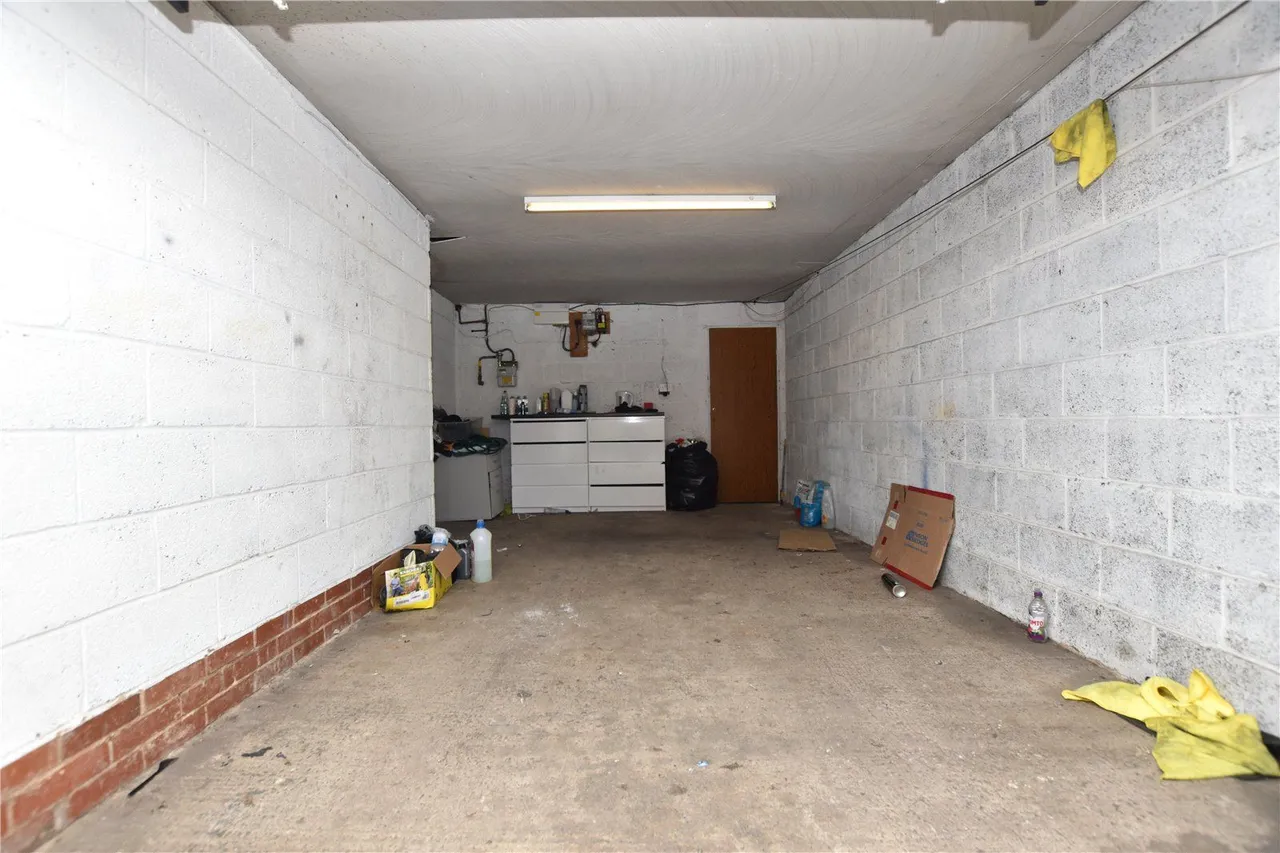 Albert Road, Morley, LS27, photo 17