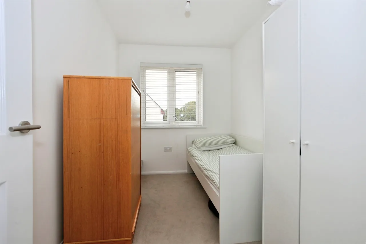 The Pines, Orton Longueville, PE2, photo 9