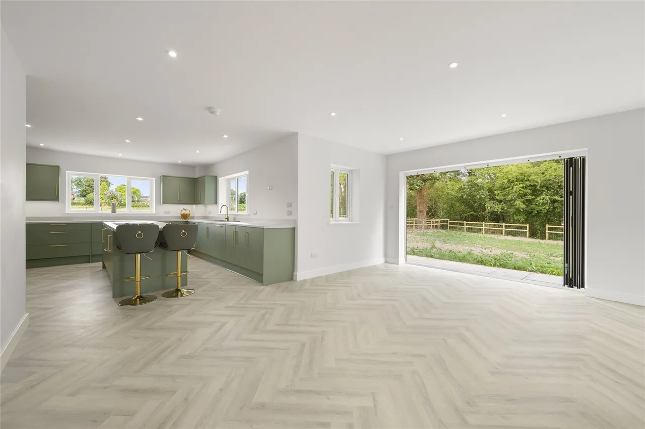 Billingshurst Road, Coolham, Horsham, West Sussex, RH13, photo 5