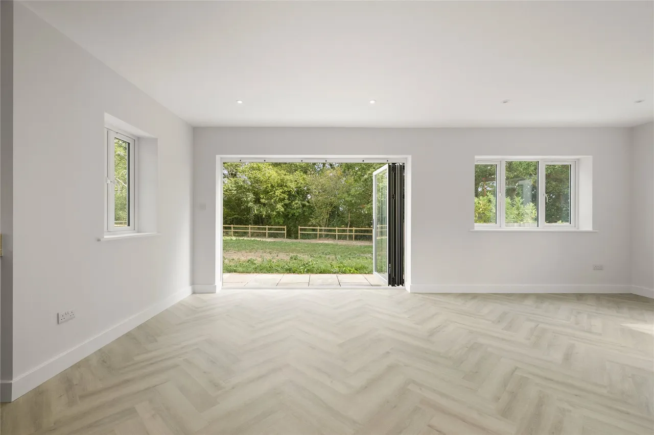 Billingshurst Road, Coolham, Horsham, West Sussex, RH13, photo 8