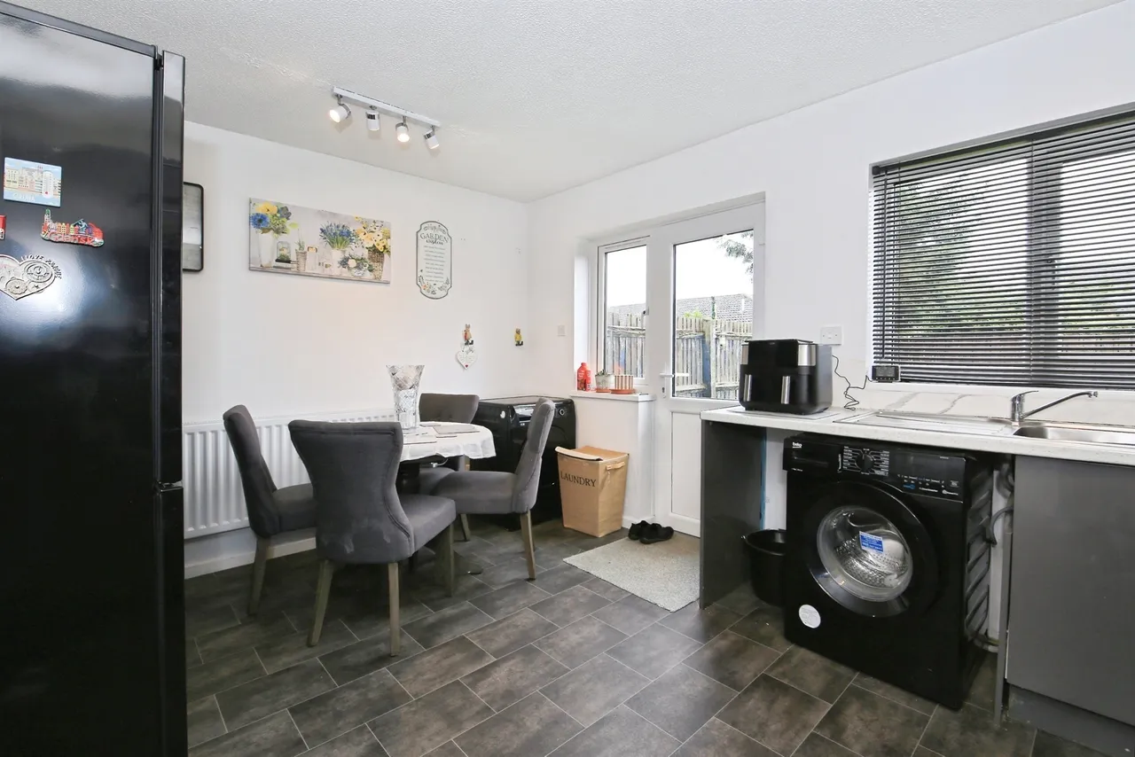 Monks Close, Whittlesey, Peterborough, photo 3