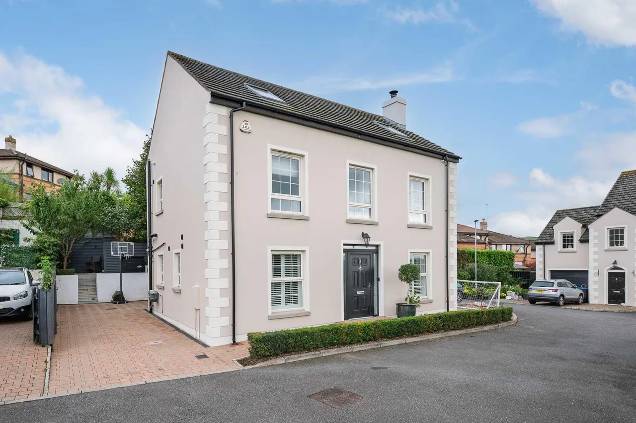 4 bed house for sale, Grangewood Chase, dundonald, BT16