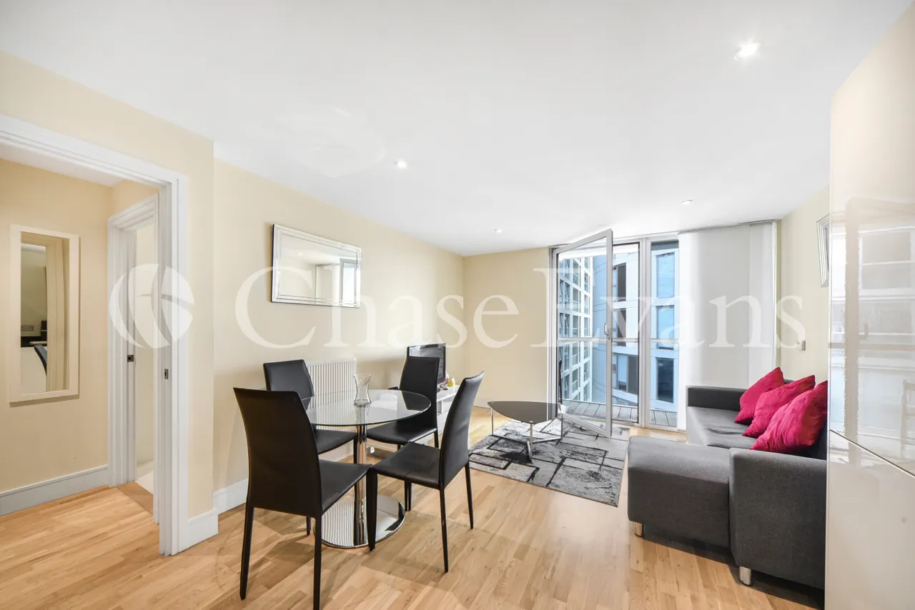 Denison House, 20 Lanterns Court, Canary Wharf, London, E14, photo 5