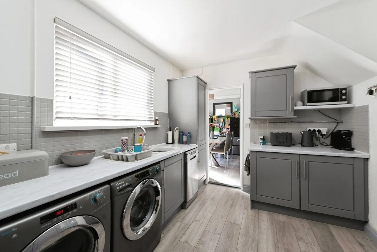 Carisbrooke Road, Gosport, PO13, photo 9