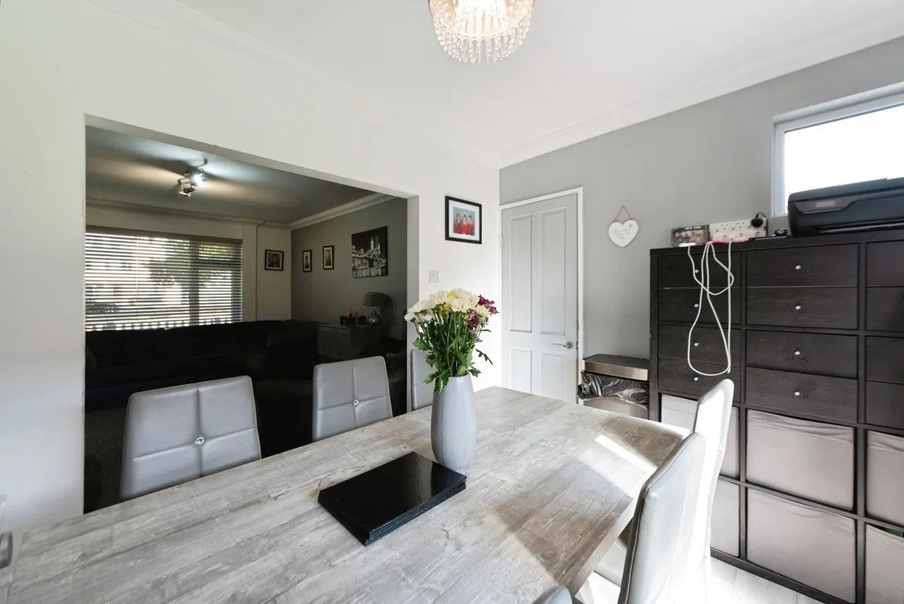 Carisbrooke Road, Gosport, PO13, photo 6