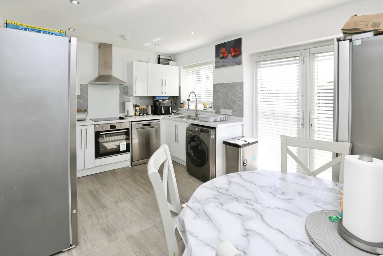 Proto Close, Liverpool, L24, photo 5