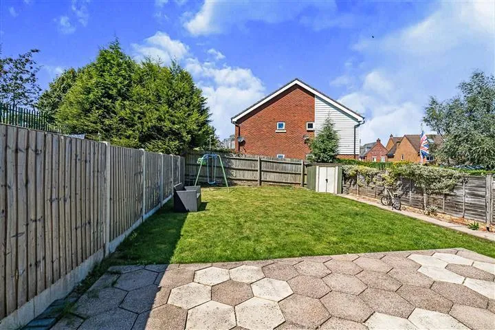 The Parade, Dudley, DY1, photo 11
