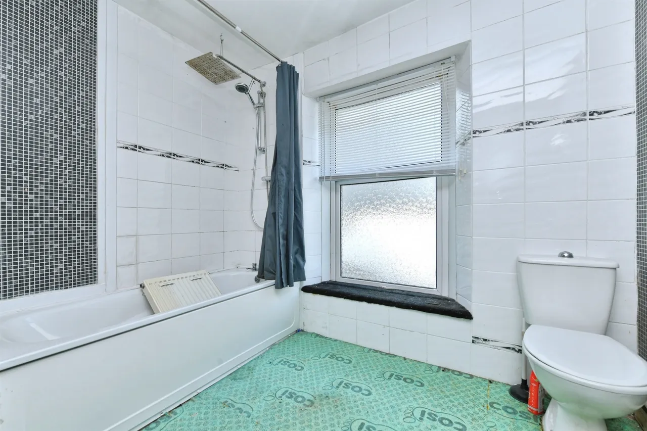 Southern Terrace, Plymouth, PL4, photo 9