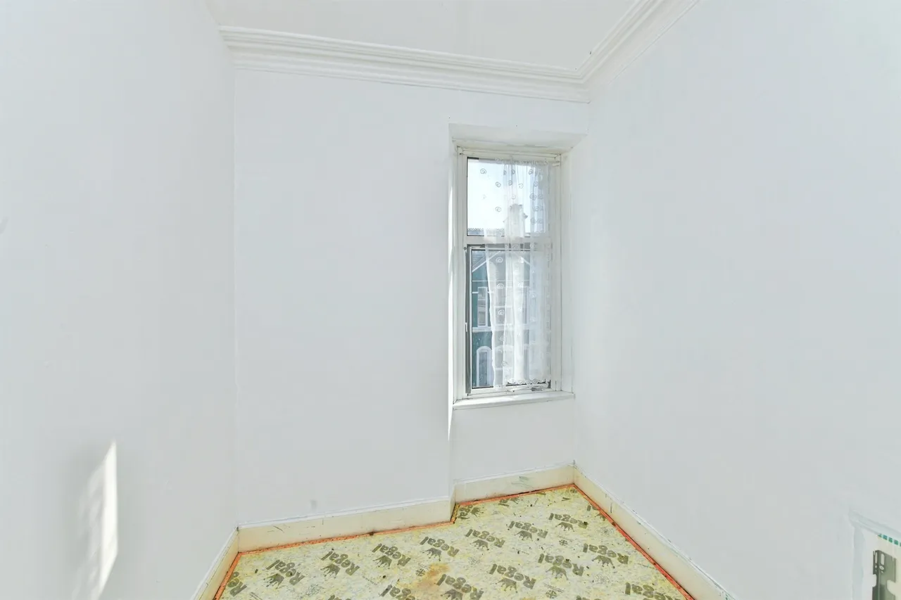 Southern Terrace, Plymouth, PL4, photo 16