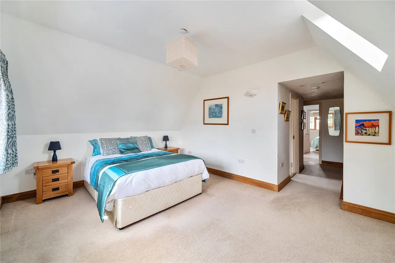 Bowbridge Lane, Prestbury, GL52, photo 18