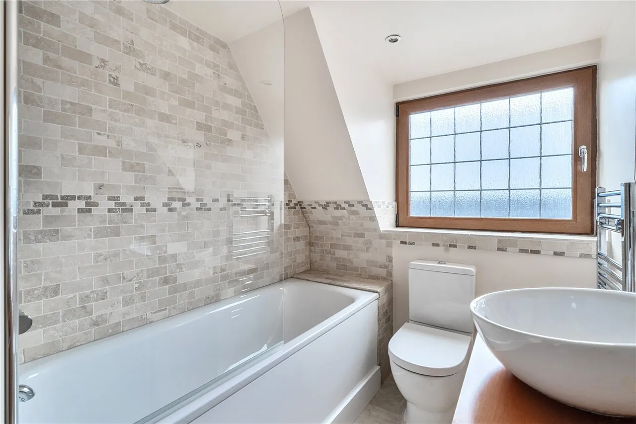 Bowbridge Lane, Prestbury, GL52, photo 21