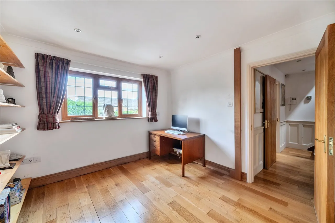 Bowbridge Lane, Prestbury, GL52, photo 16