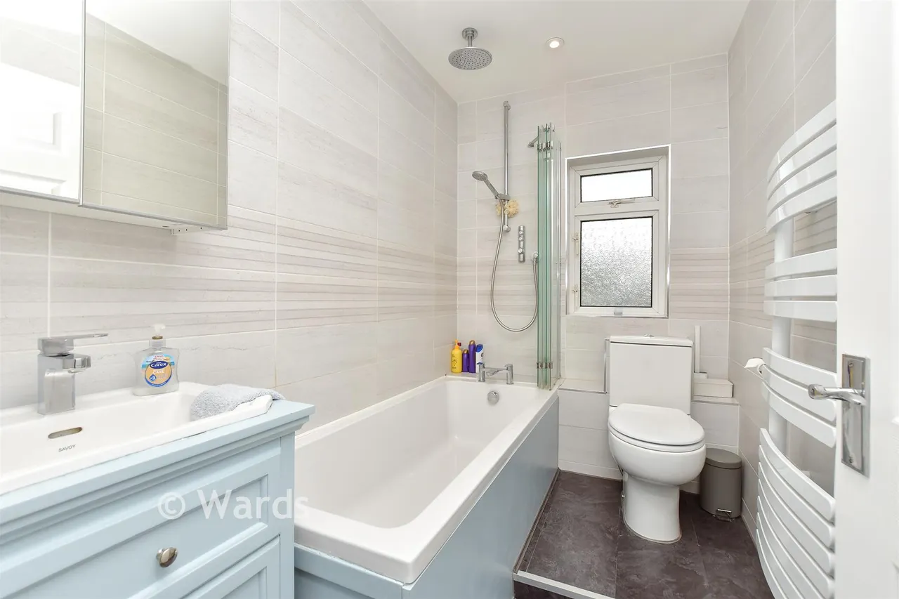 Horsted Avenue, Chatham, ME4, photo 6