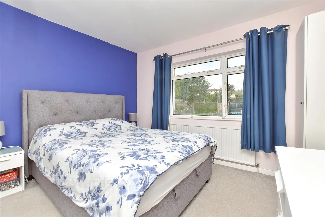 Horsted Avenue, Chatham, ME4, photo 7
