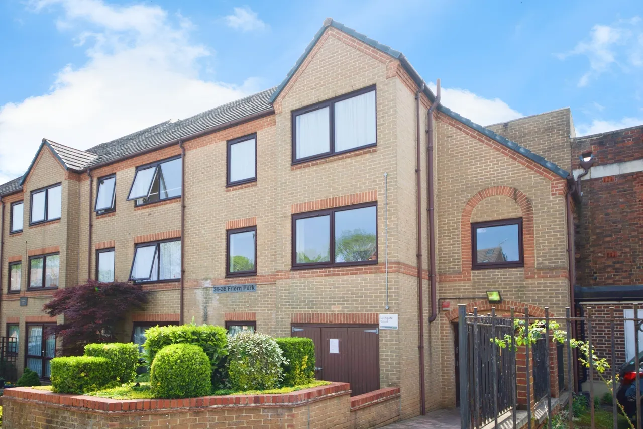 Friern Park, London, N12, photo 12