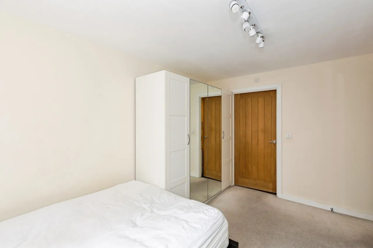 Spring Place, Barking, IG11, photo 11