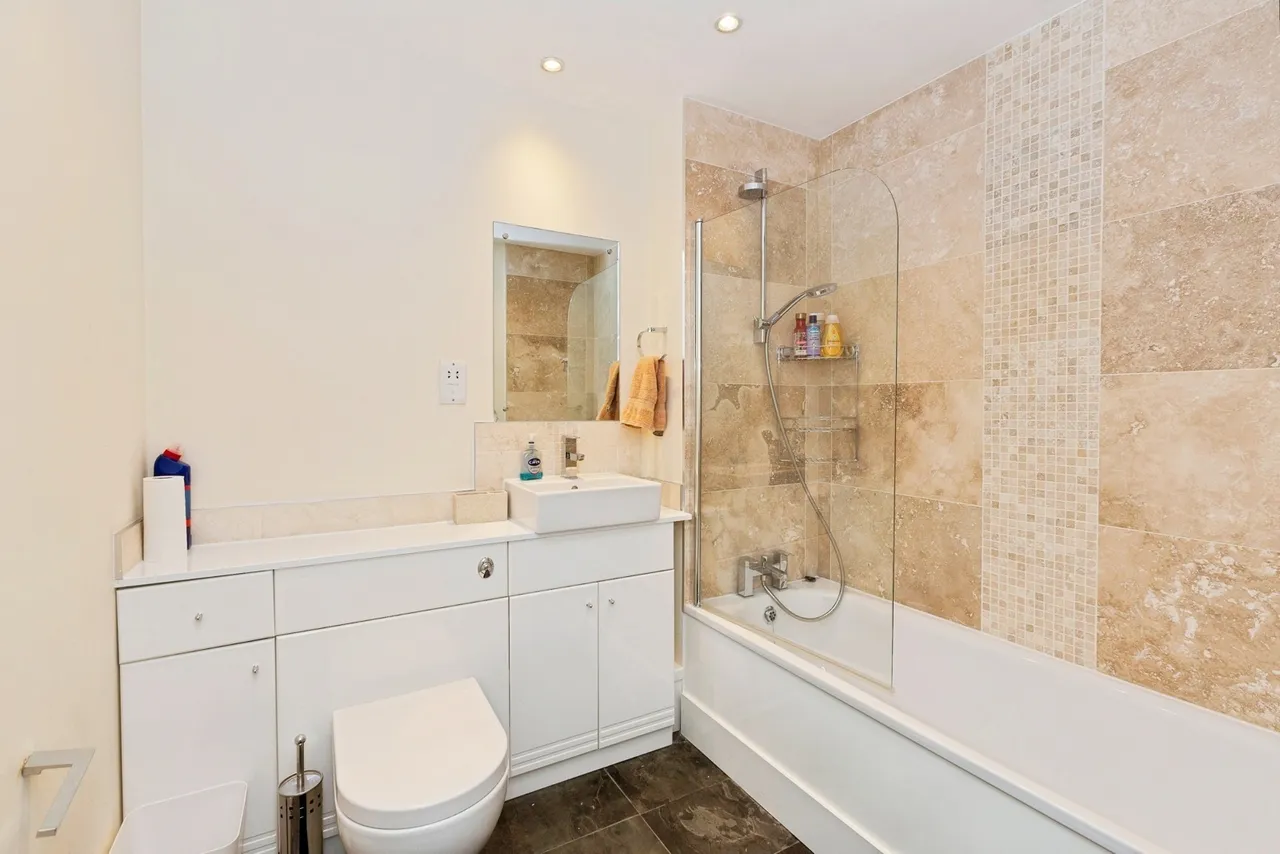 Spring Place, Barking, IG11, photo 14