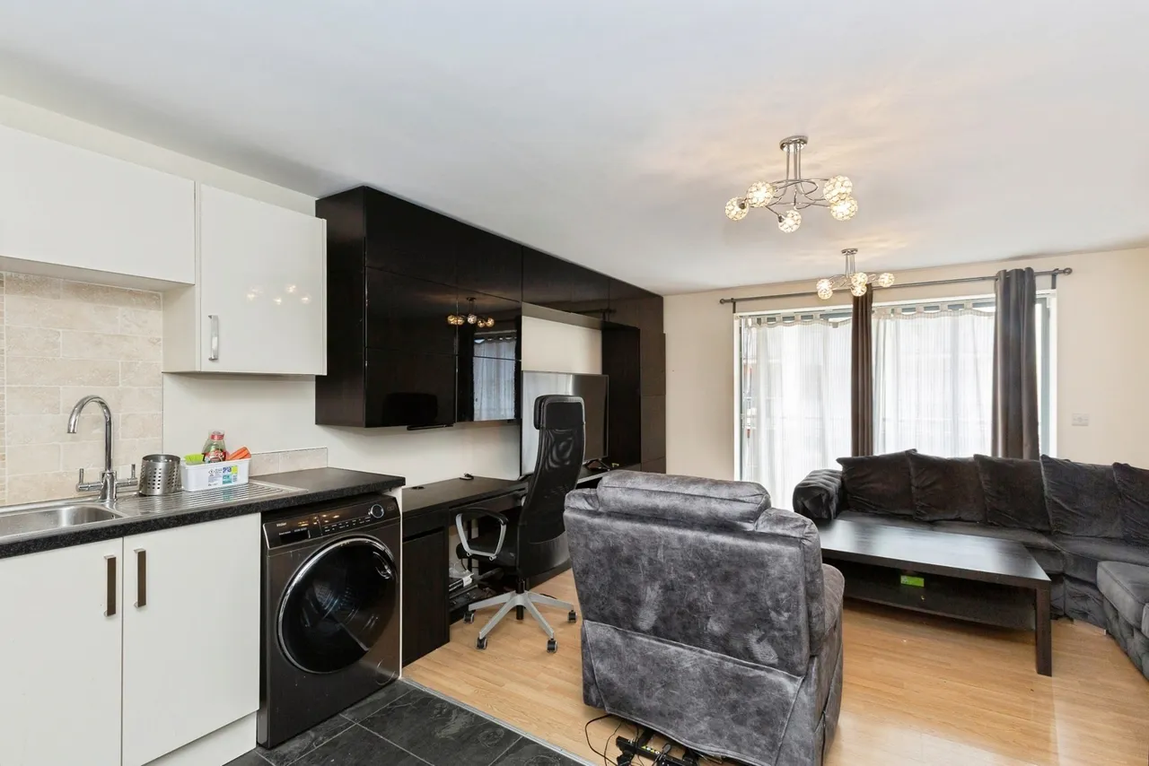 Spring Place, Barking, IG11, photo 5