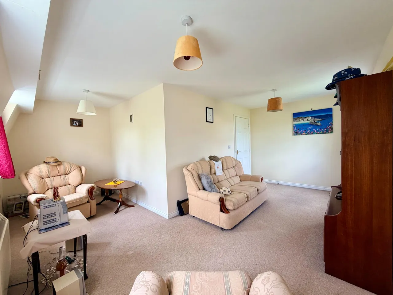 The Chestnuts, Haydon End, Swindon, SN25, photo 4