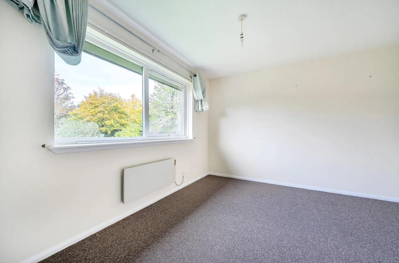 Old Station Way, Godaming, GU7, photo 5