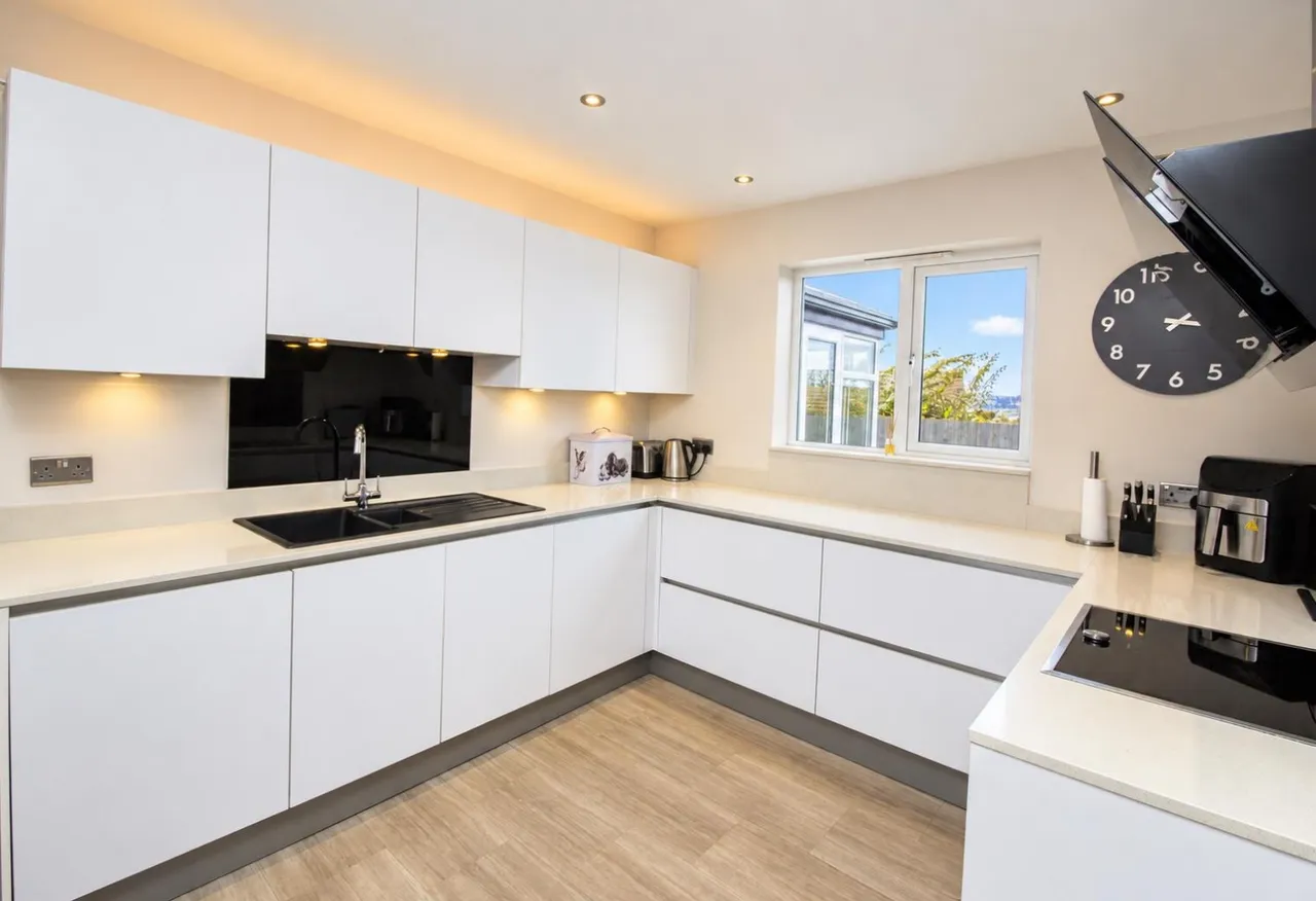 Campbell Close, Fernhurst, BB2, photo 2