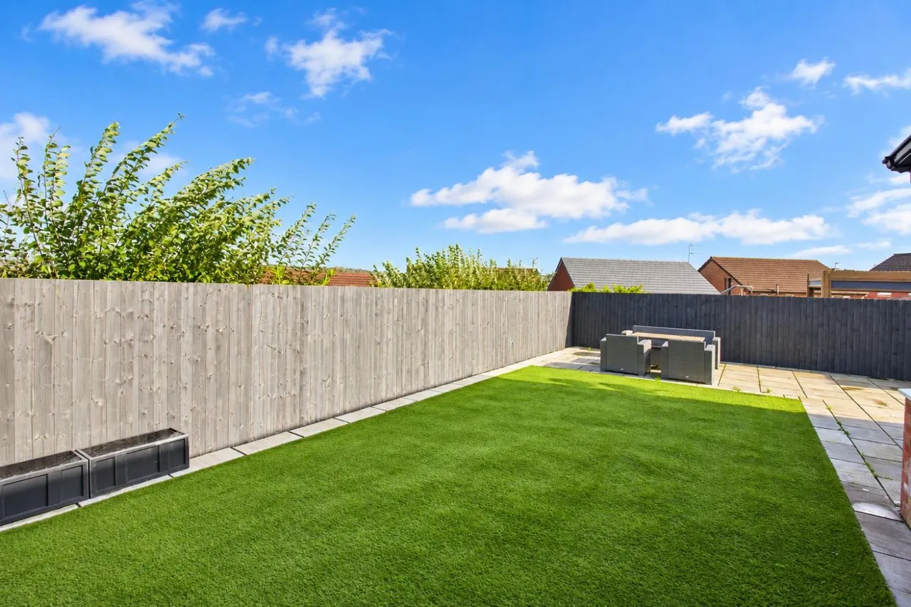 Campbell Close, Fernhurst, BB2, photo 10