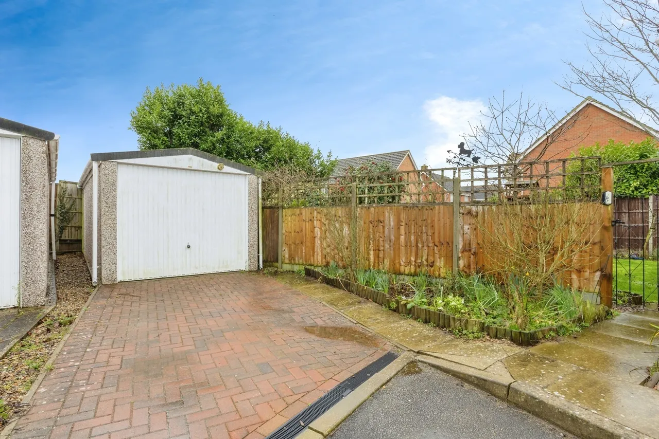 Bramble Close, Oak Tree Park, Norfolk, NR17, photo 15
