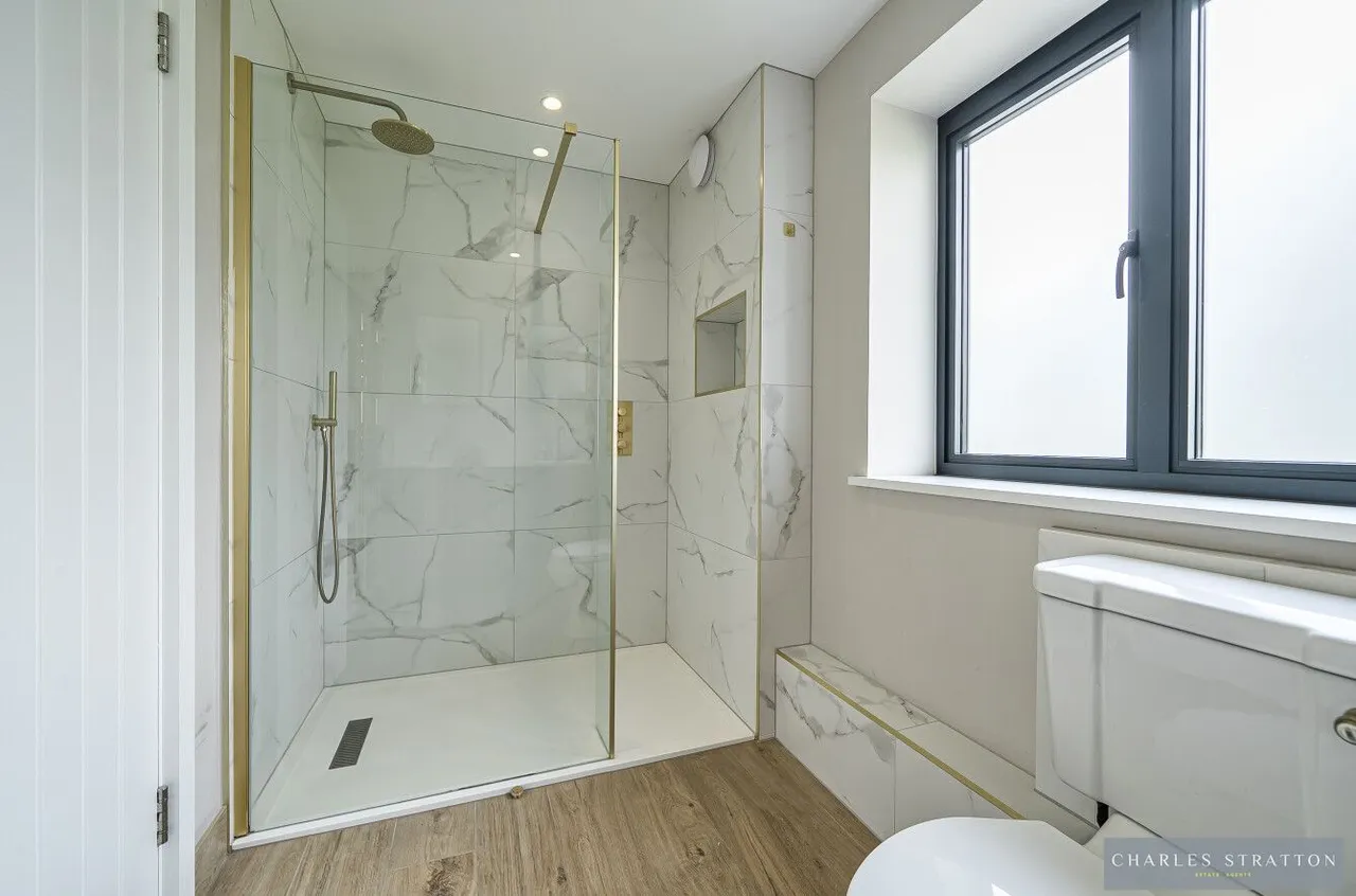 Eyre Close, Romford, Essex, RM2 6AR, photo 19