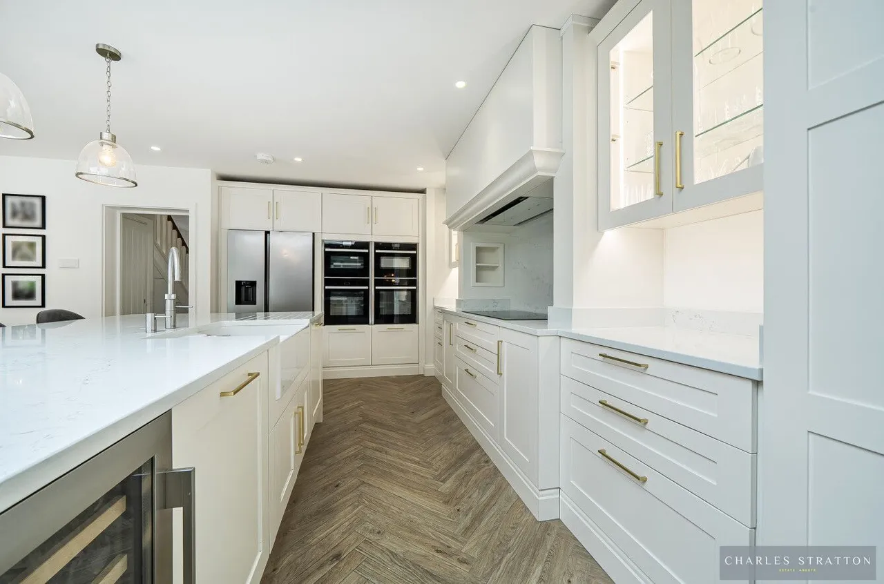 Eyre Close, Romford, Essex, RM2 6AR, photo 13