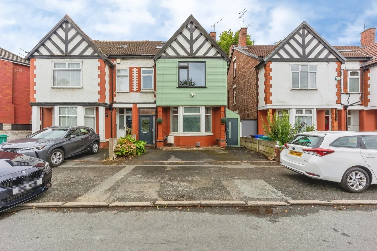 6 bed house for sale — Birchfields Avenue, Manchester, Greater Manchester, M13