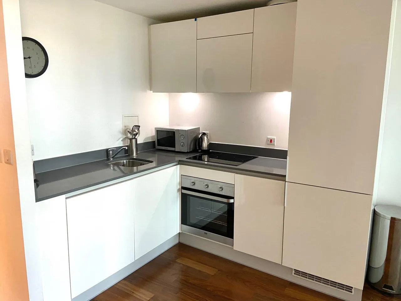 Hagley Road, Birmingham, B16, photo 4