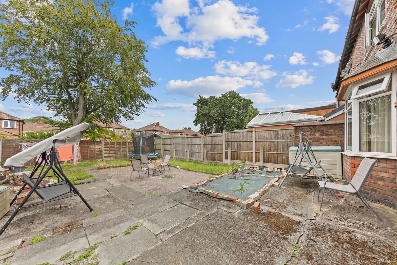 Springfield Avenue, Padgate, WA1, photo 15