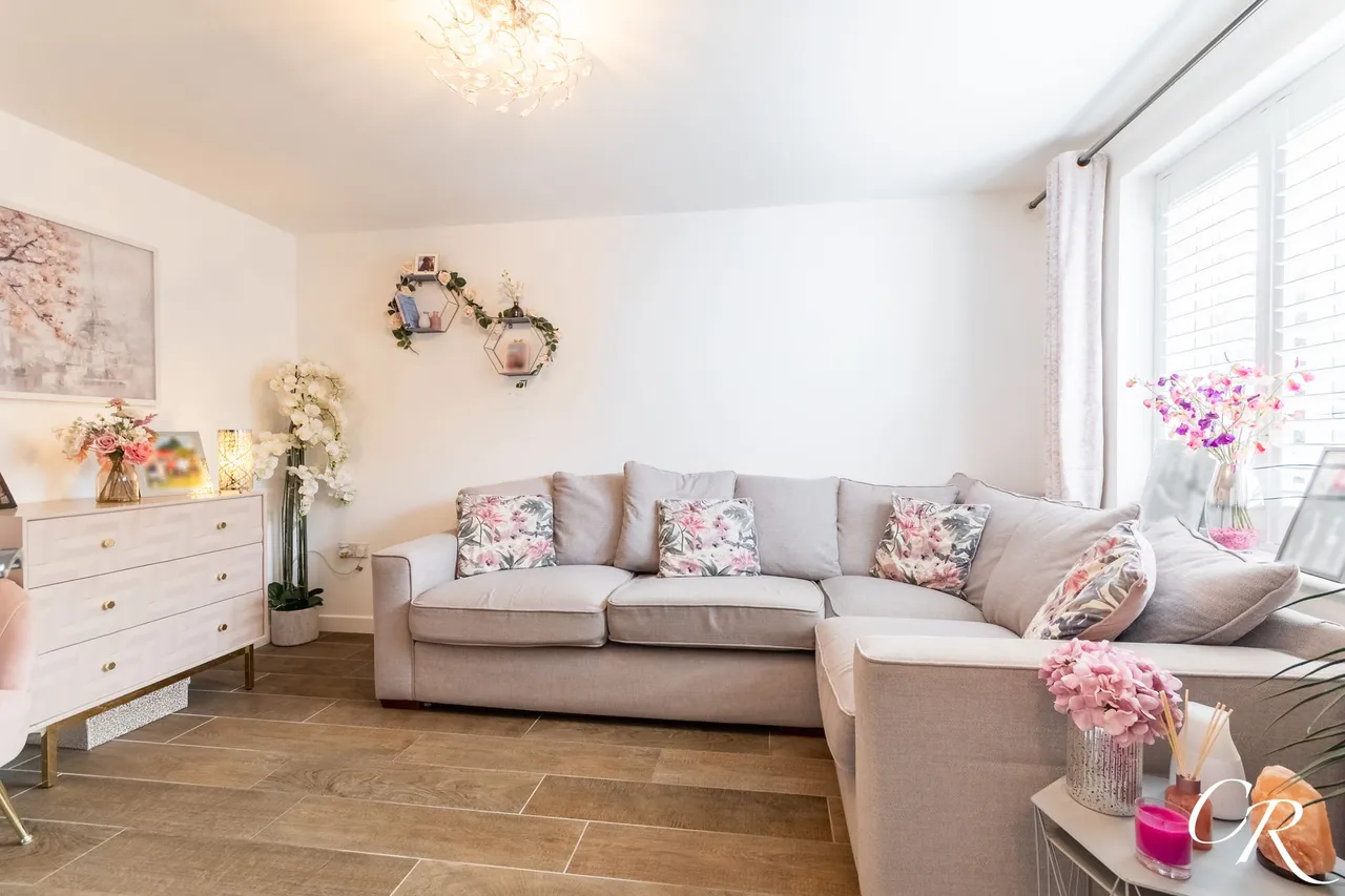 Sapperton Drive, Bishops Cleeve, photo 5