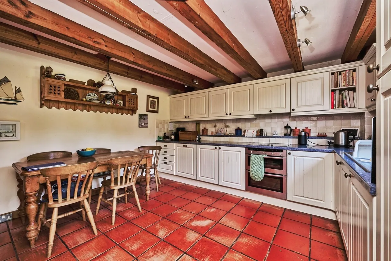 Parsonage Court, Whittlesford, CB22, photo 8