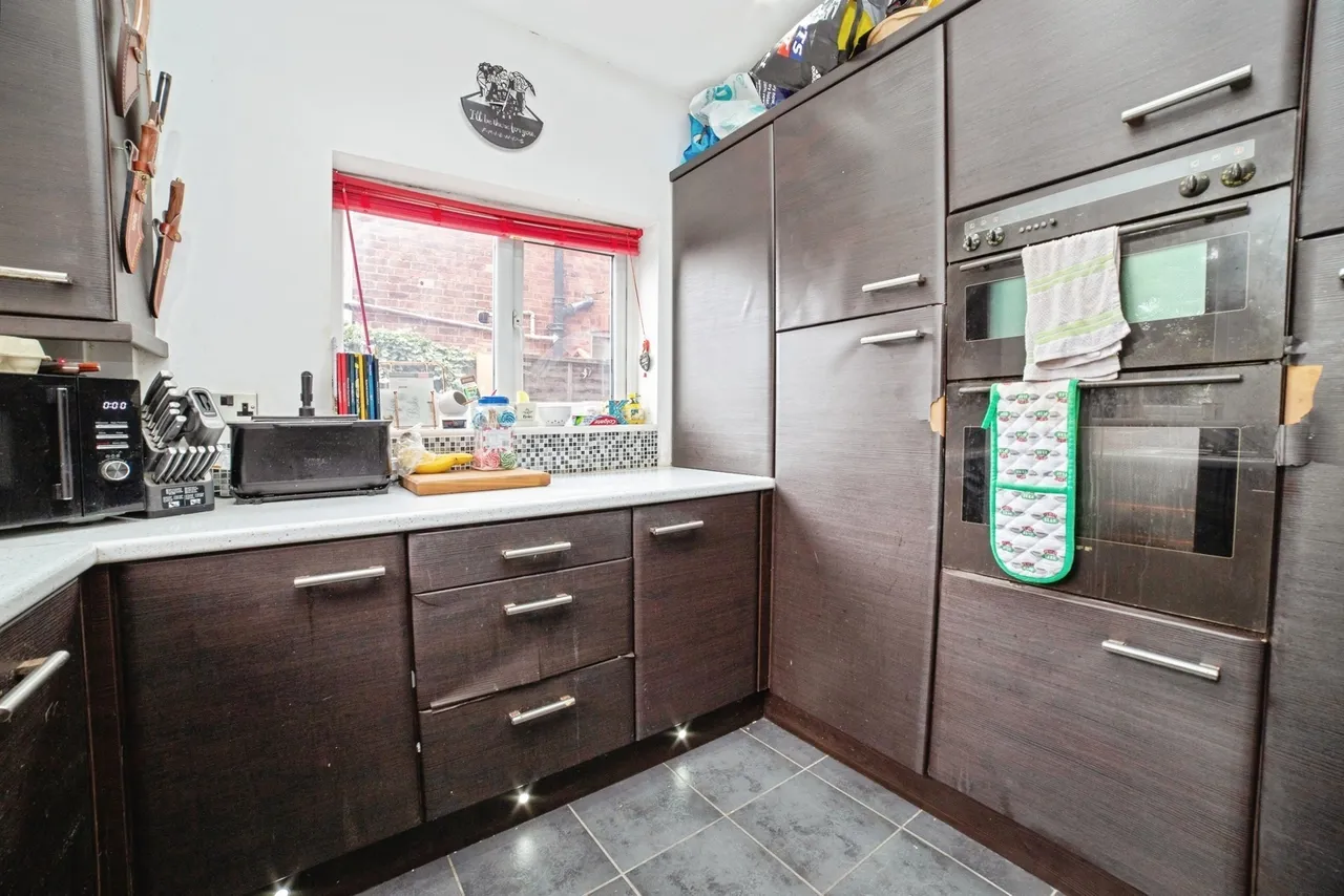 Chesterfield Road North, Mansfield, Nottinghamshire, NG19, photo 10
