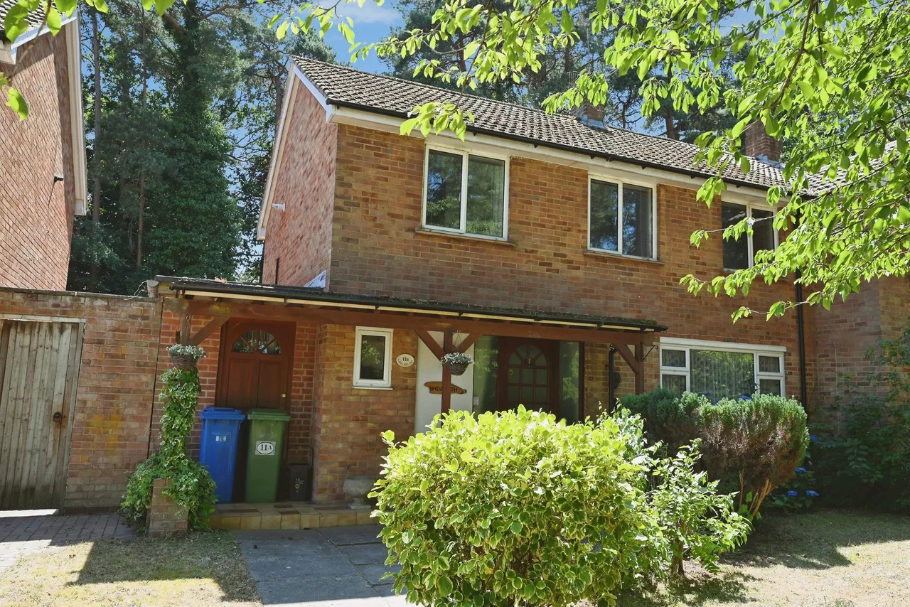 Cheam Close, Bracknell, RG12, photo 2