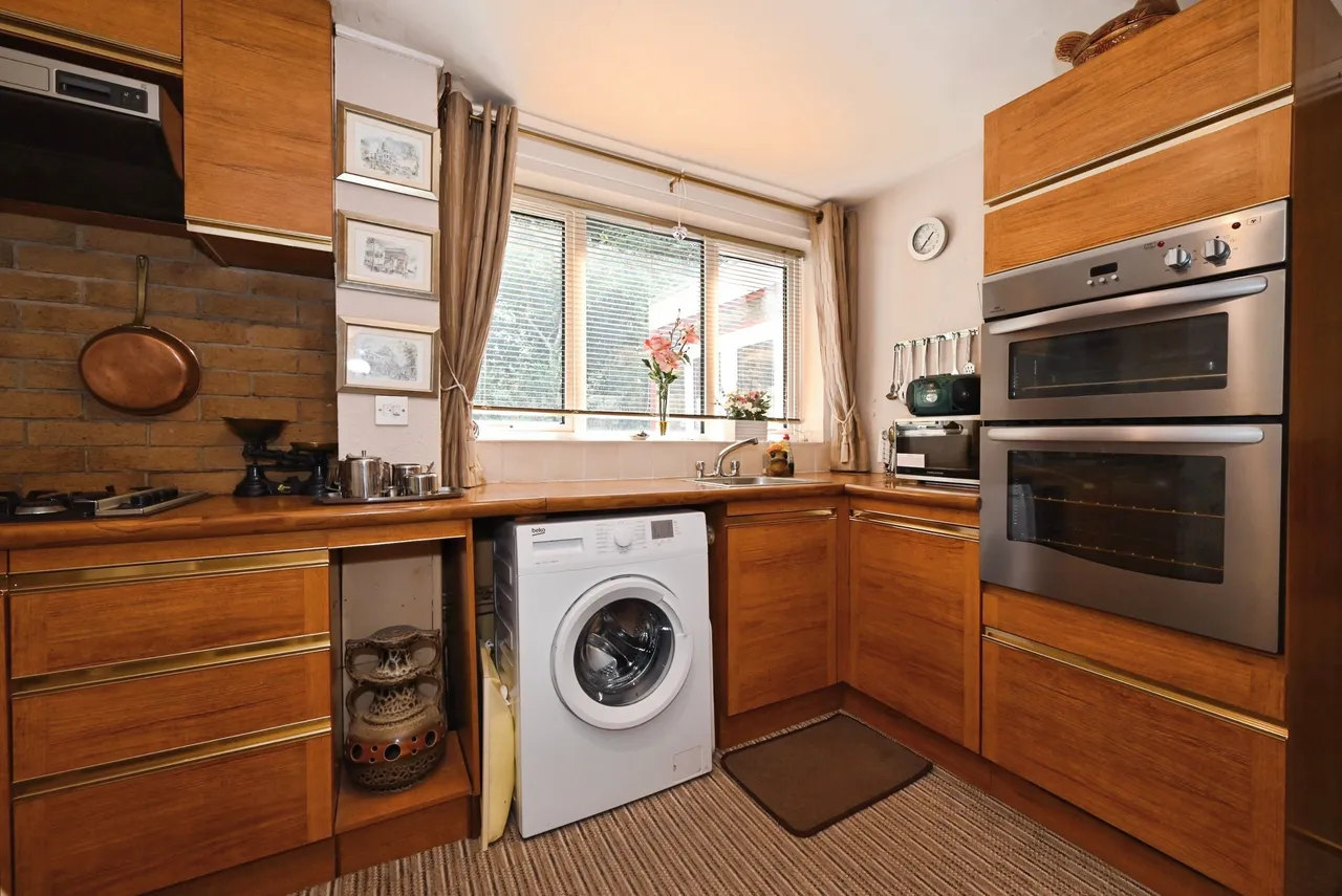 Cheam Close, Bracknell, RG12, photo 6