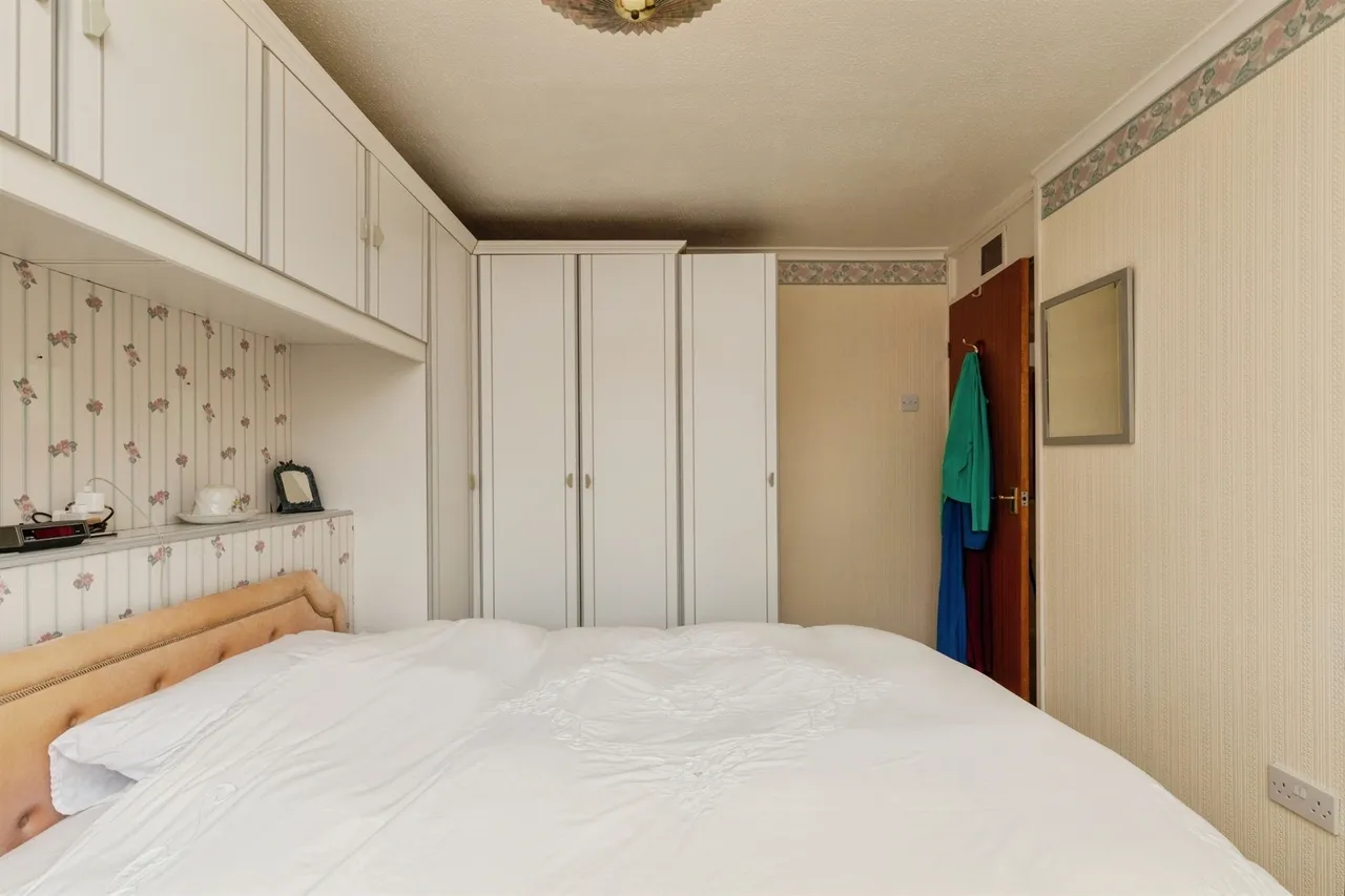 Birch Close, Patchway, BRISTOL, photo 11