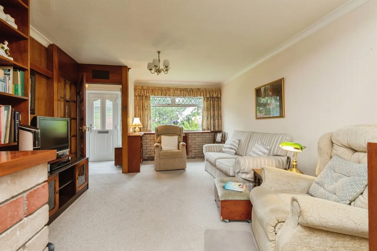 Birch Close, Patchway, BRISTOL, photo 2