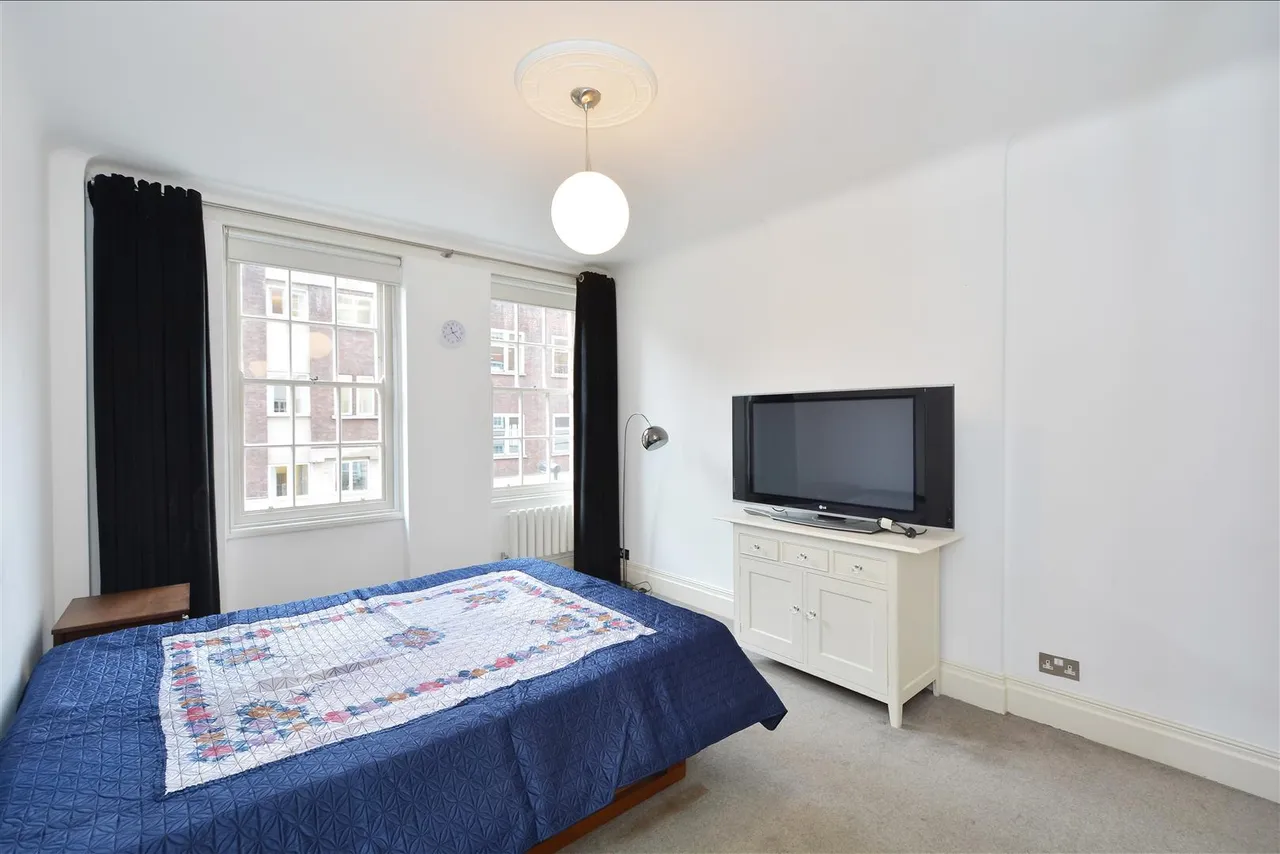 Portman Square, Marylebone, W1H, photo 8