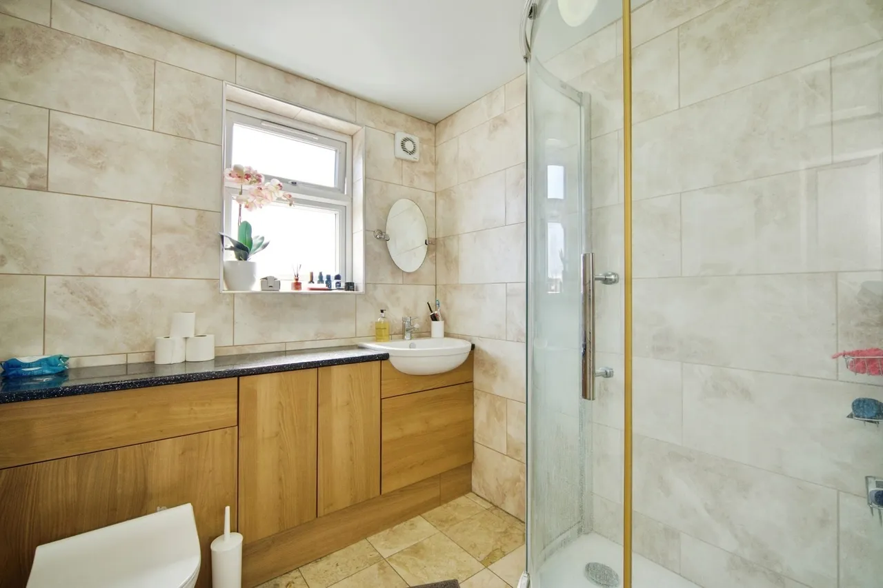 Brancaster Road, Manor Park, London, E12, photo 17